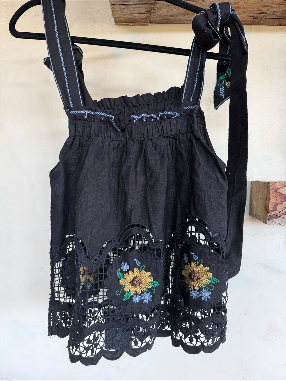 Farm Rio Black Daisy Embroidered Sunflower Tie Tank top